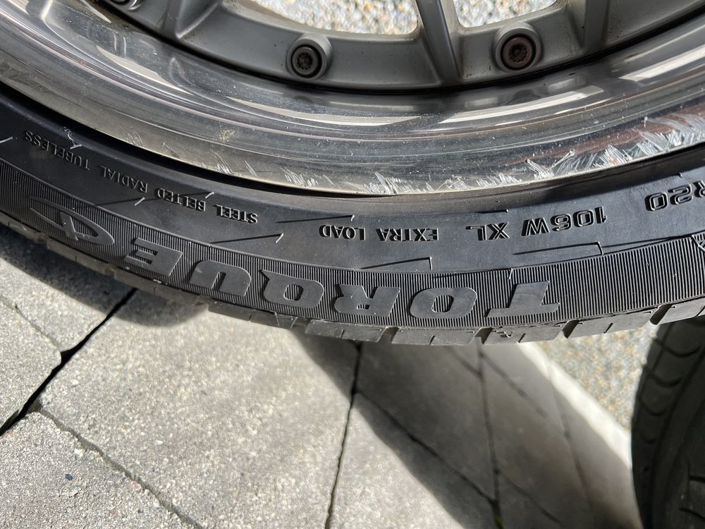 Продам диски на Jeep Grand Cherokee 275/40 5x127