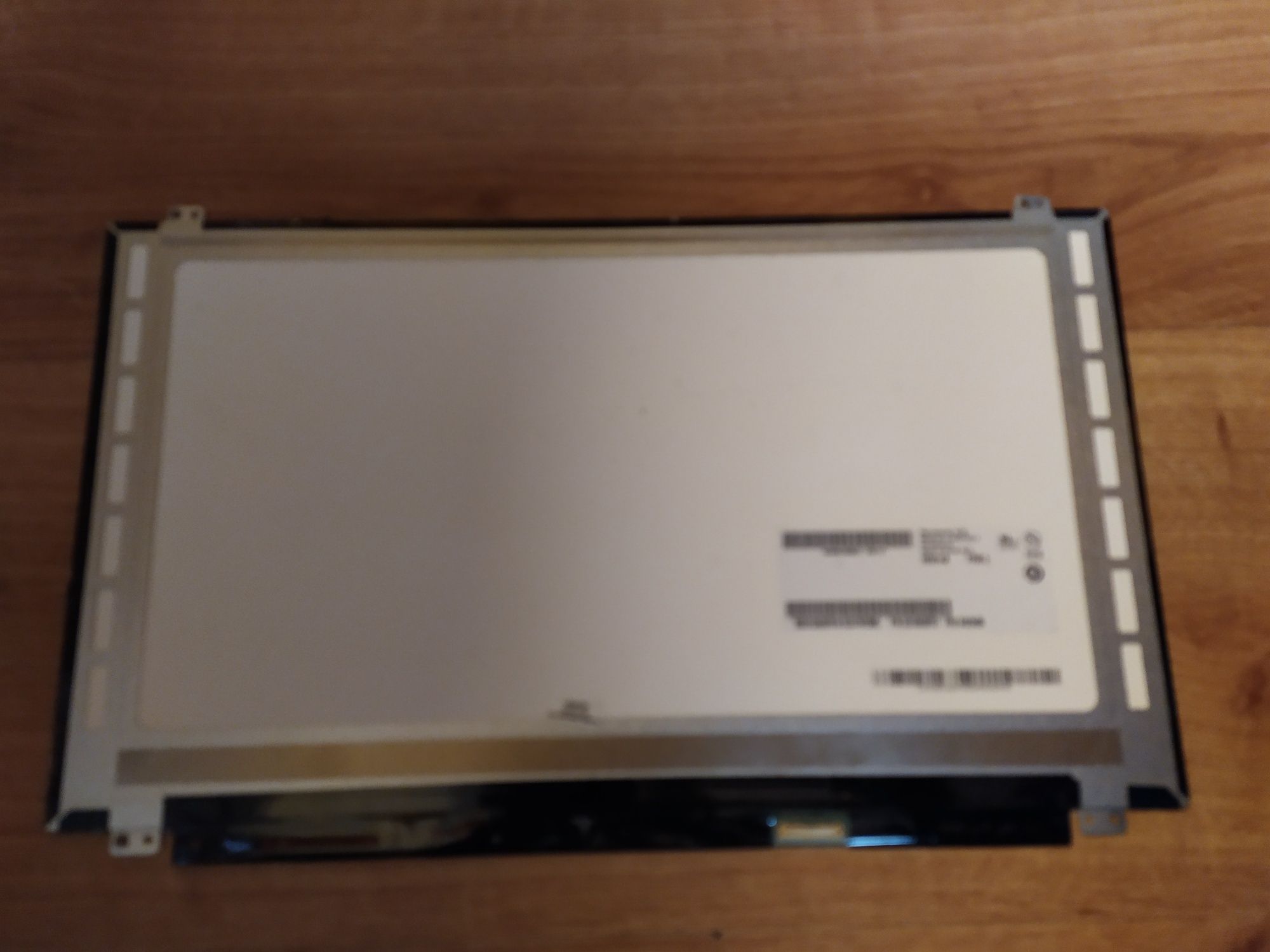 продам матрица 15,6 15,6 slim 30pin