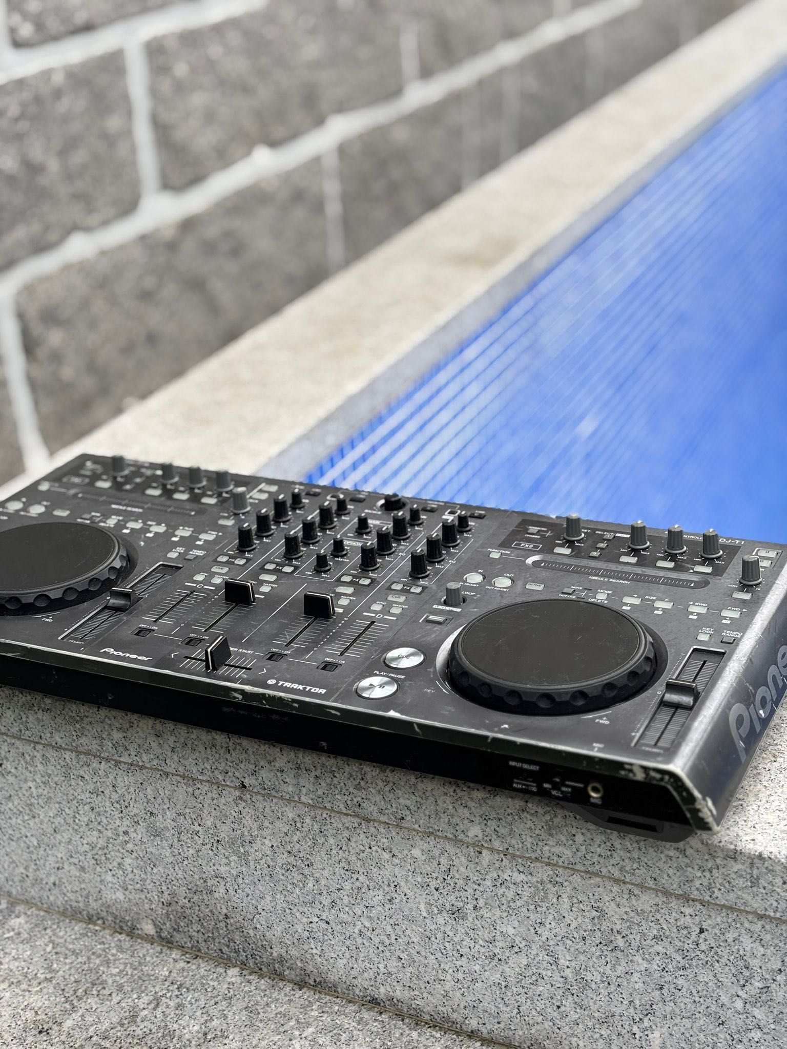 Mesa Dj Pioneer DDJ-T1