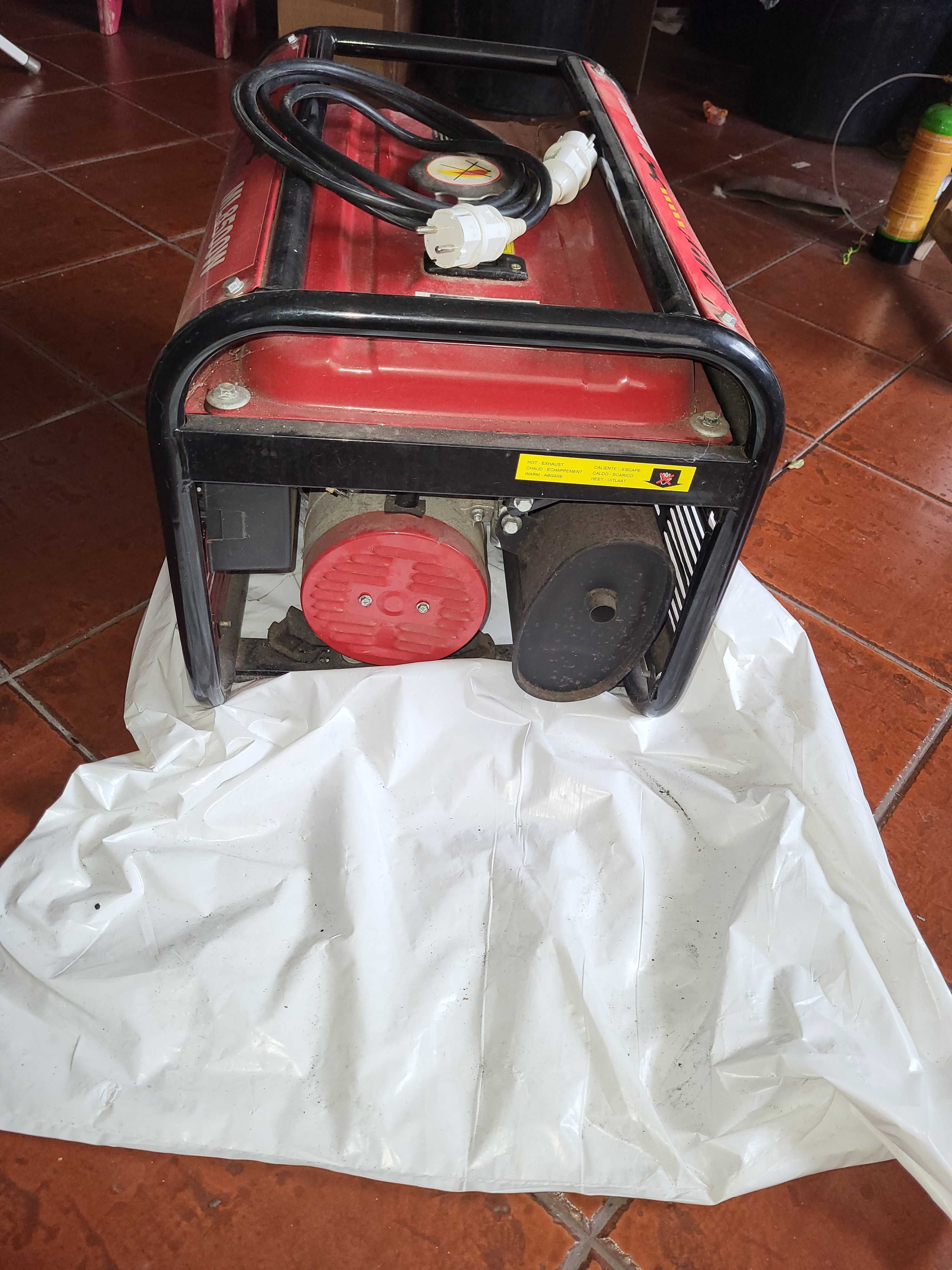 Gerador a gasolina