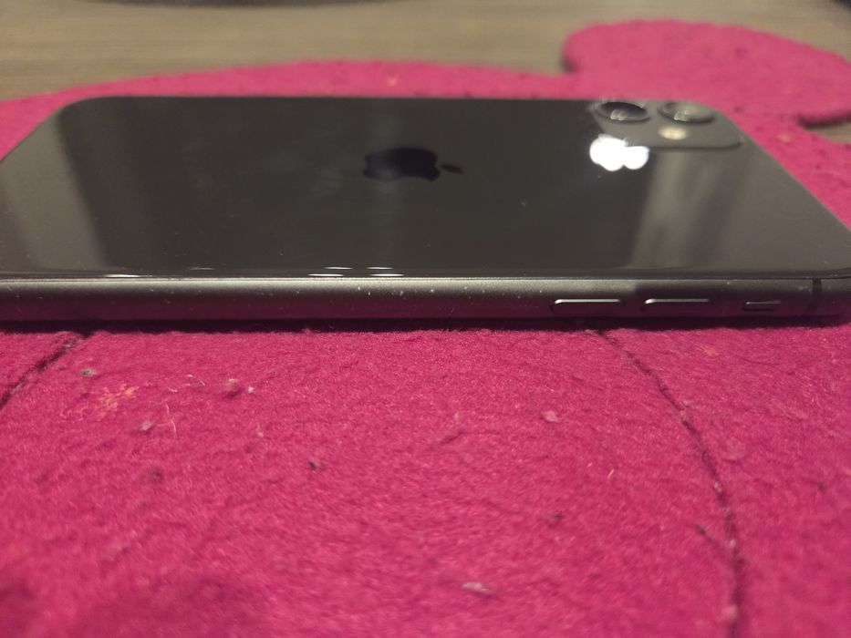 iPhon 11 black 128gb