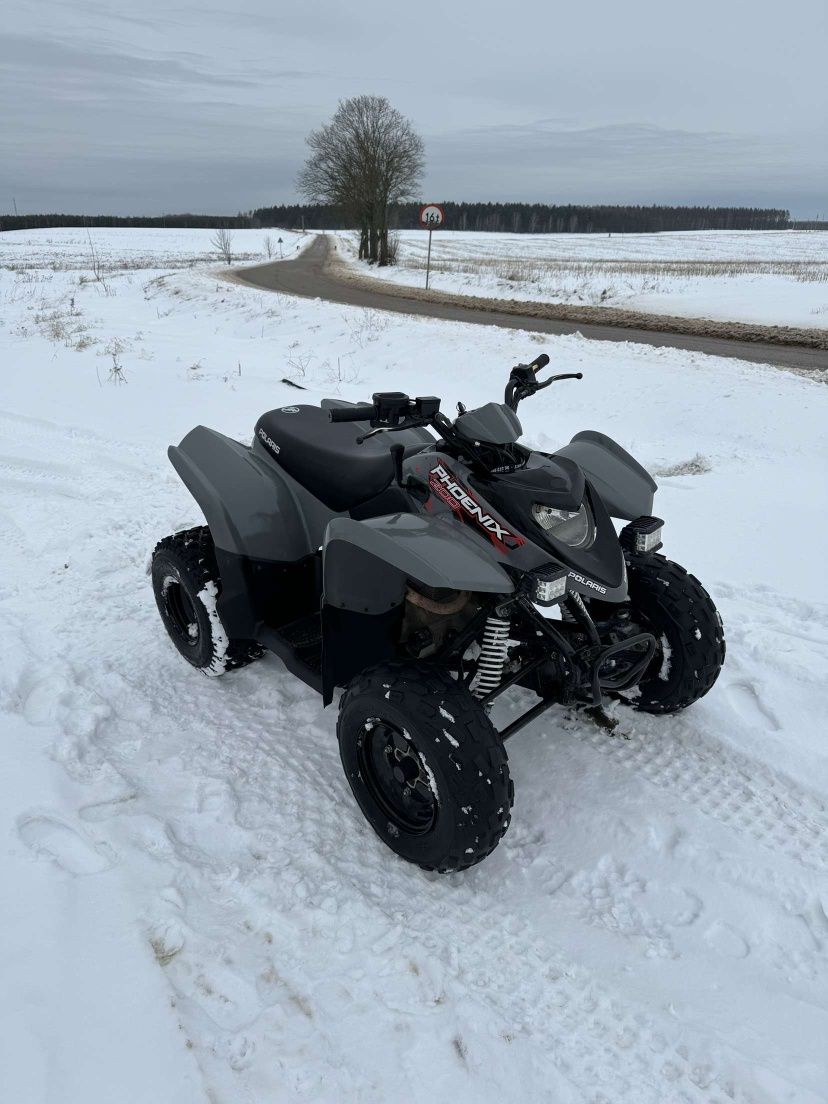 Quad polaris Phoenix 200