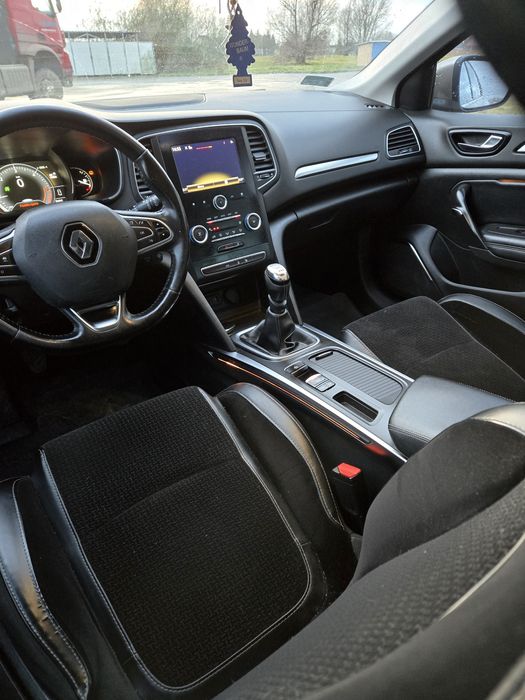 Renault megane rok 2016 poj 1.5td salonowa bogata wersja