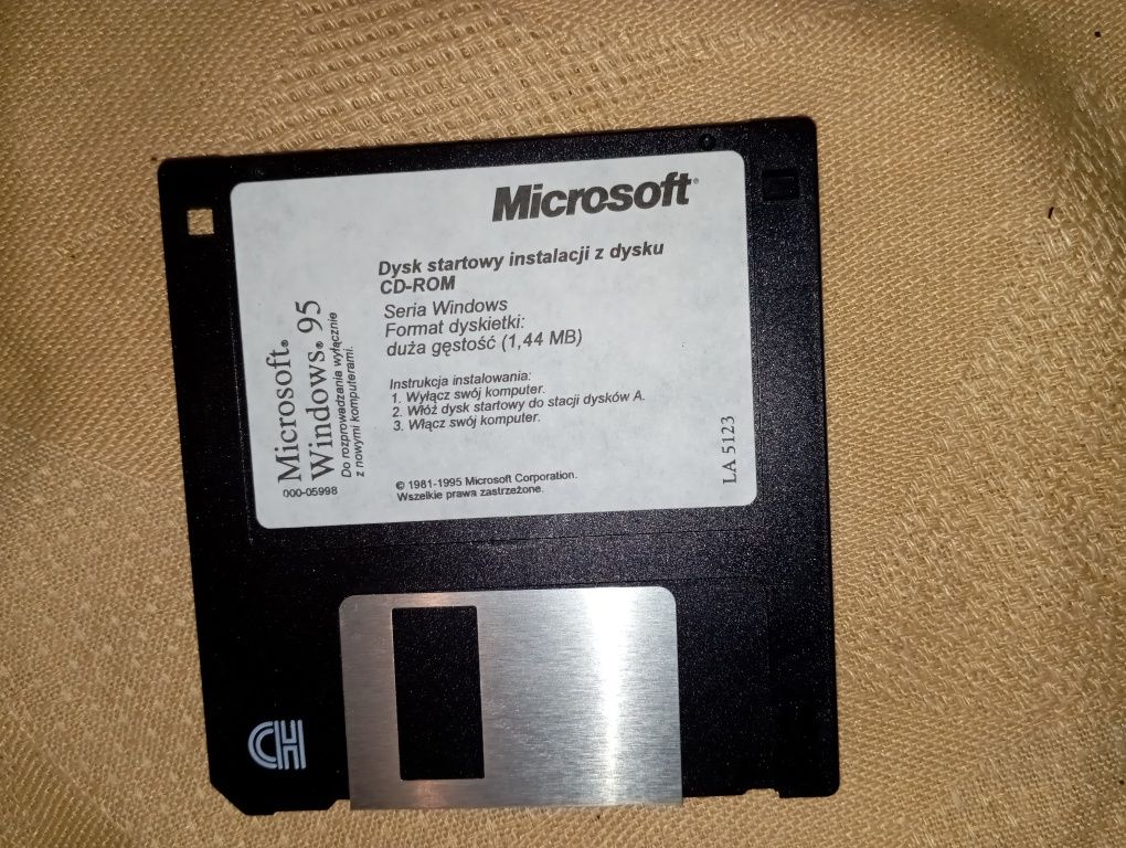Dysk startowy Windows 95