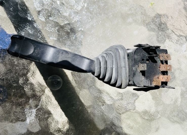 Включатель поворотников подрулевой OPEL VECTRA Astra Omega вантажівок