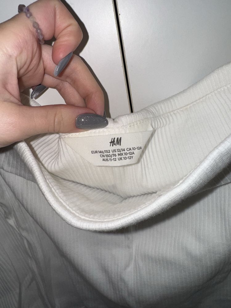 Biała bluzka z odkrytymi ramionami 146/252 H&M