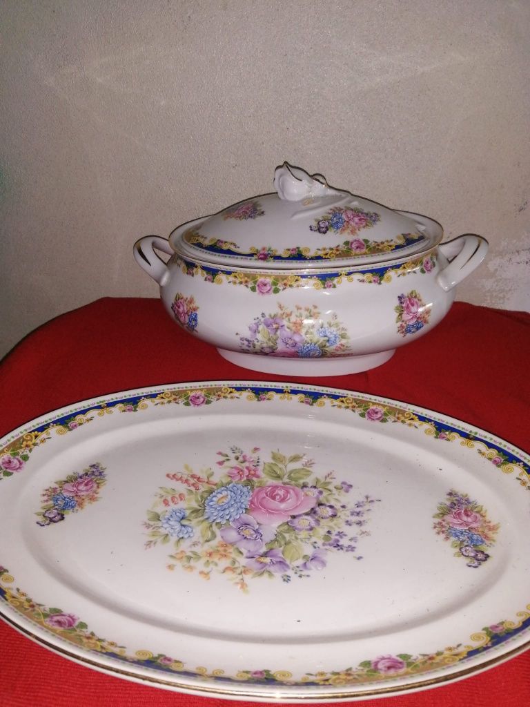 Vendo conjunto prato terrina nunca usado