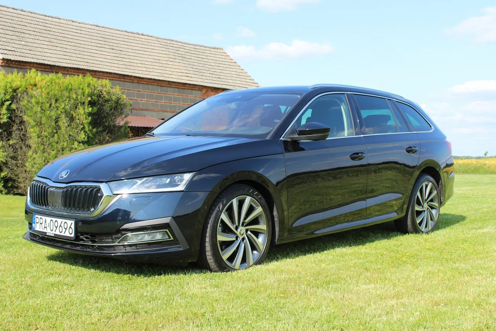 Skoda Octavia *Canton*ACC*Head-Up*Hak*Webasto*CarPlay*Matrix