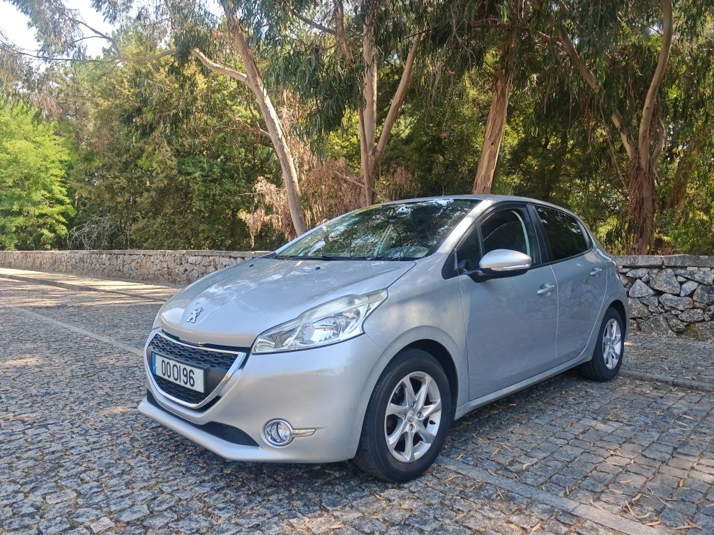 Peugeot 208 1.2 gasolina 81km nacional troco