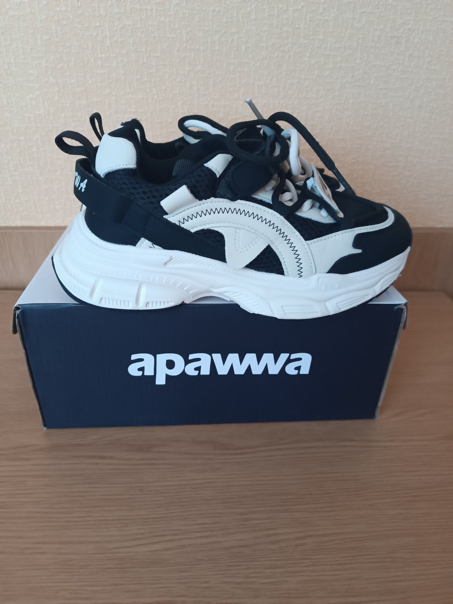 Кросівки Apawwa для дівчинки