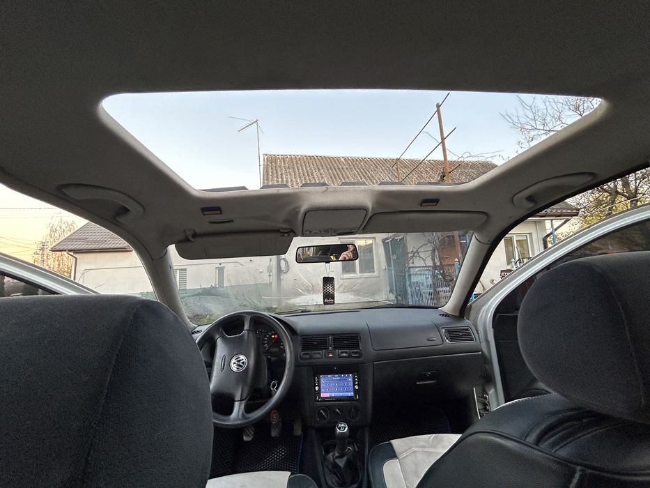 Volkswagen golf 4 1.6 mpi gaz/benz