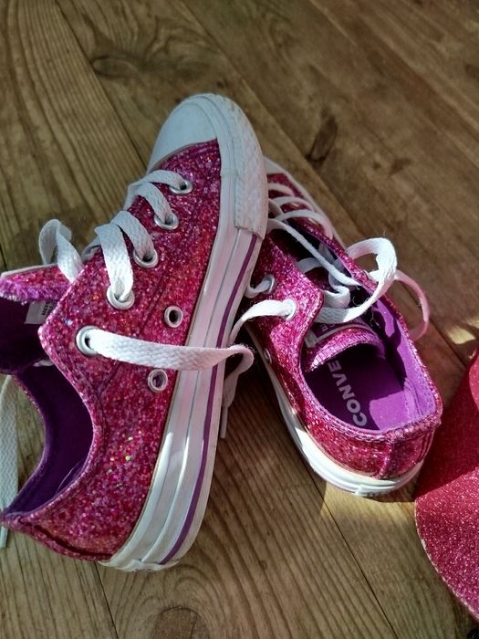 Кеди, кросівки, макасіни