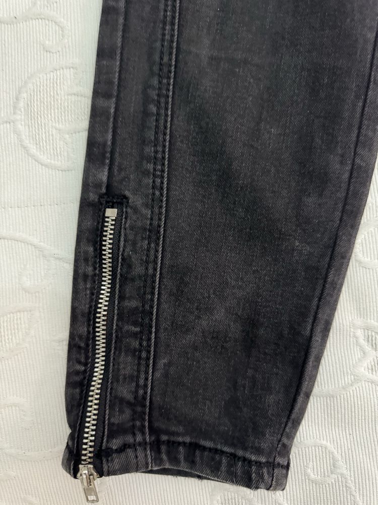Calcas ganga Stradivarius