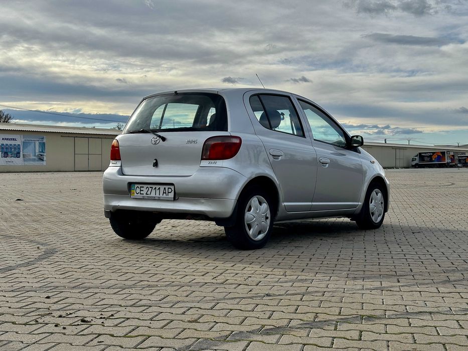 2001 Toyota Yaris