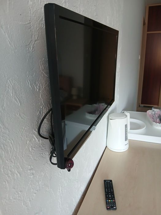 Telewizor toshiba 27 cali