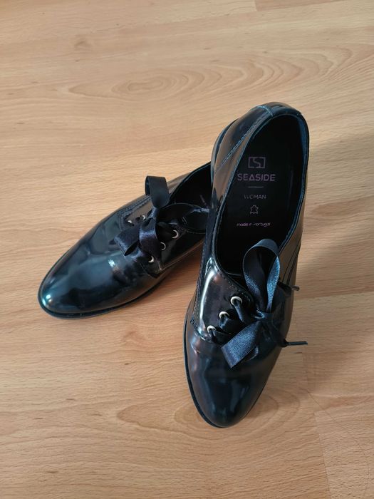 Sapatos Seaside Tam. 40 (Novos)