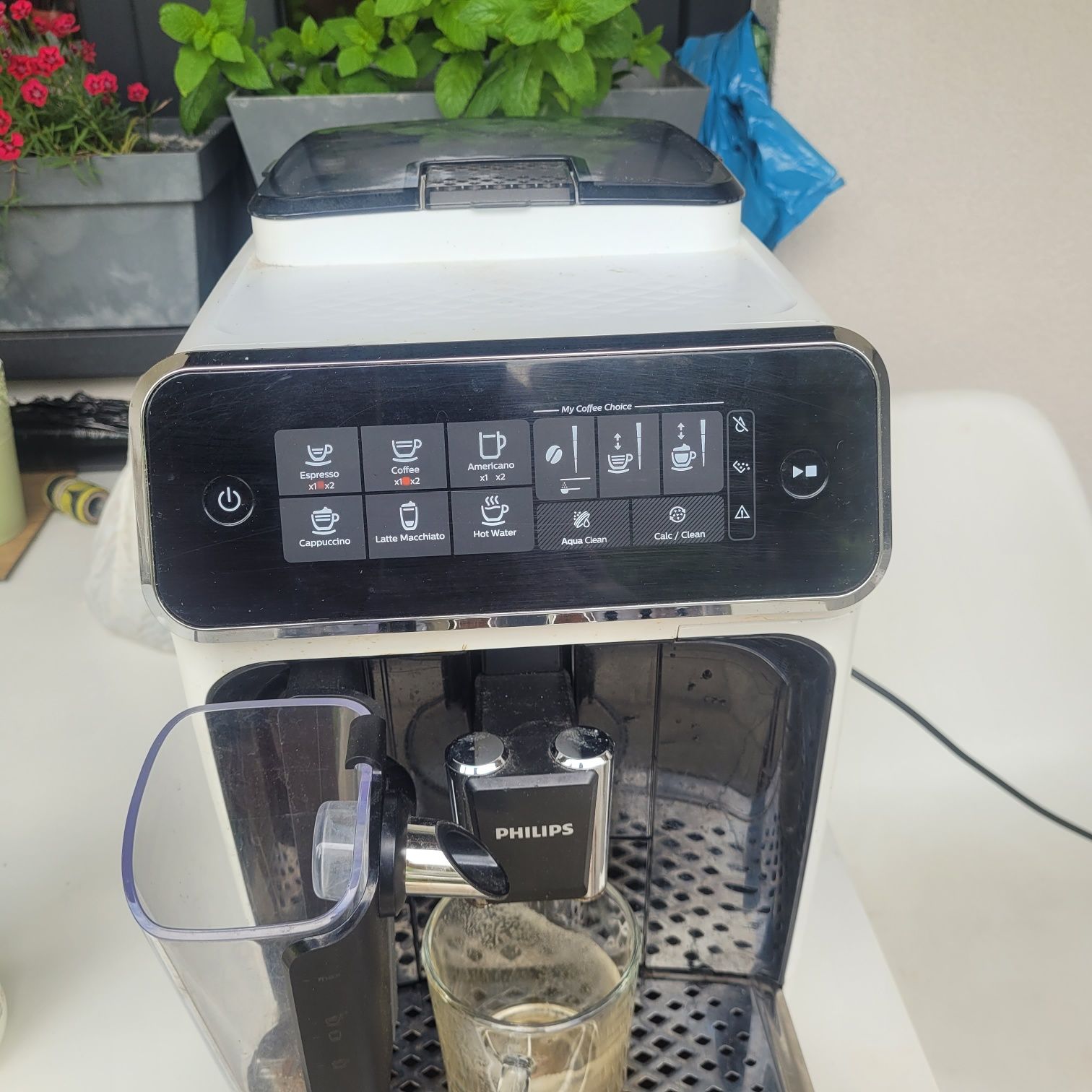 Ekspres do kawy philips lattego uszkodzony