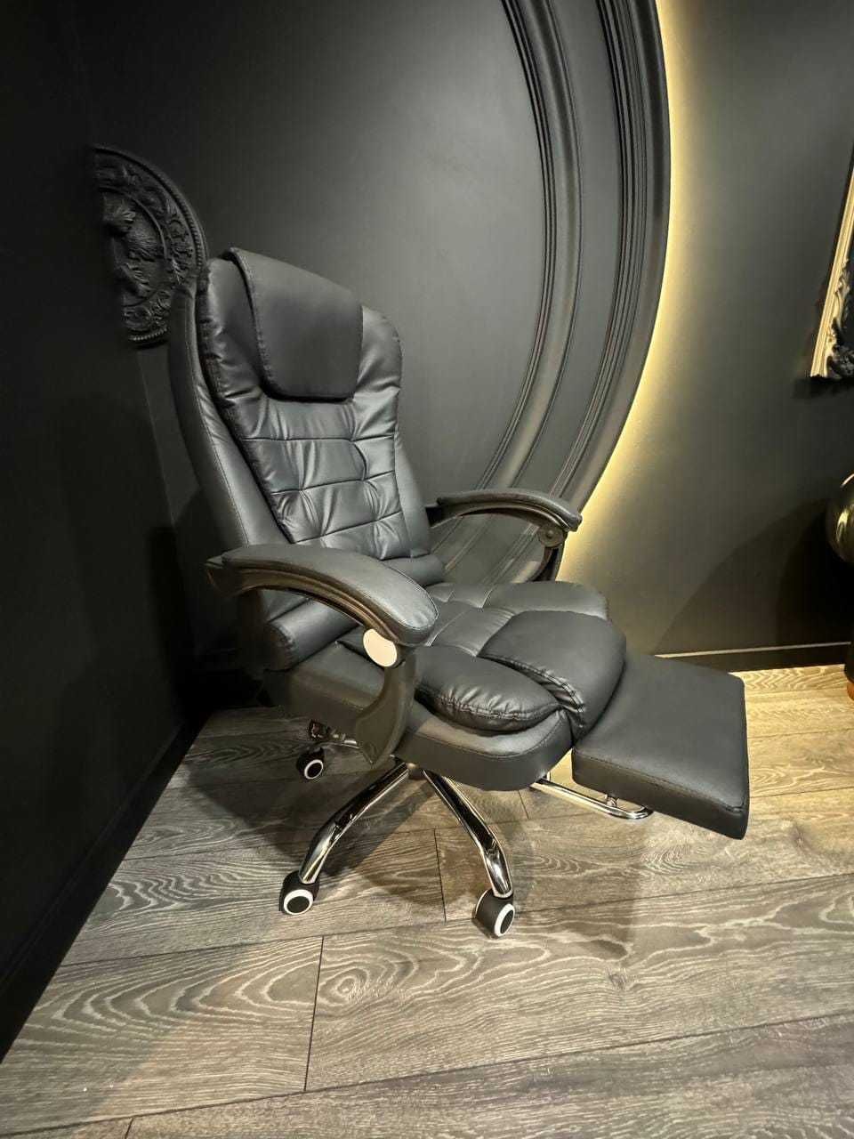 Офісне крісло керівника VirgoX6 Офисное кресло руководителя
