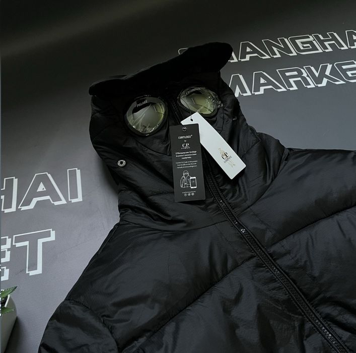 Пуховик чорний куртка Cp company Palace