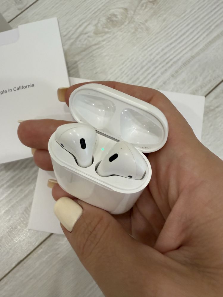 Навушники Apple AirPods 2