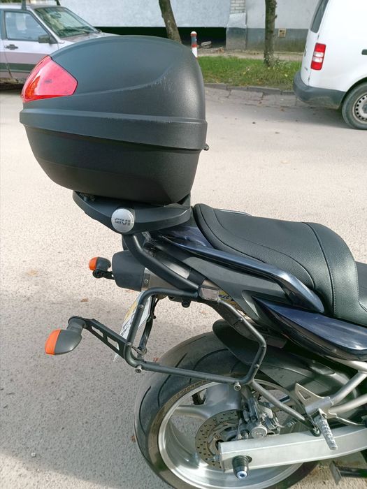 Кофр Givi на 30л в ідеальному стані.