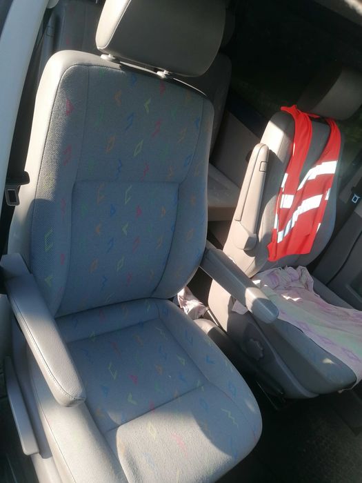 Fotel prawy VW transporter T5