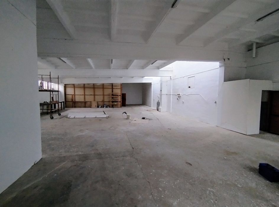 Hala 300m²  do wynajęcia