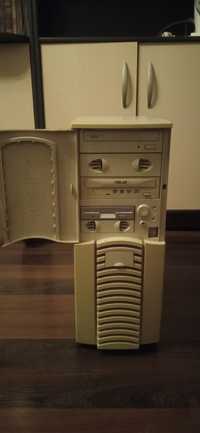 Продам стаціонарний комп'ютер в комплекті з монітором