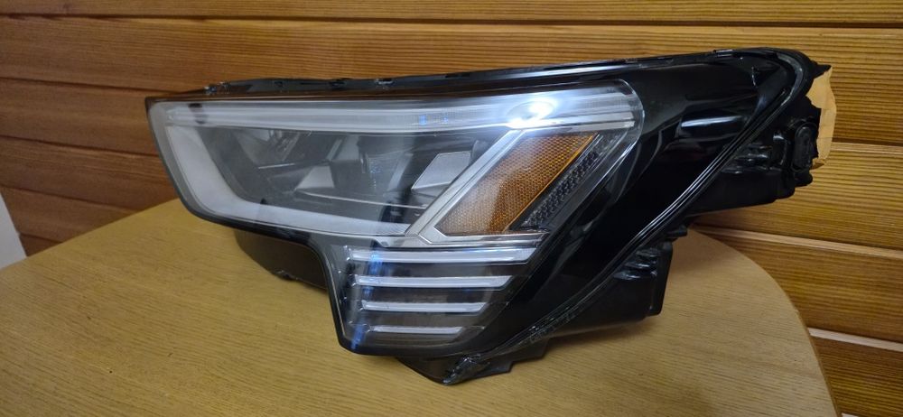 Audi E-Tron, Q8 Etron. Фара ліва USA. 4KE941035B.4KE941035E
