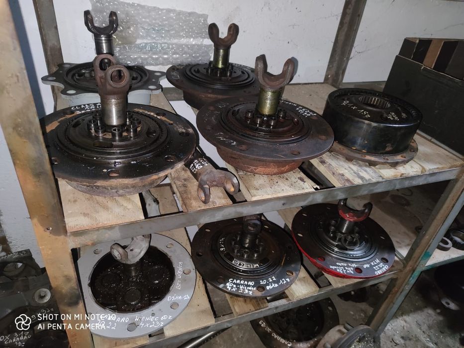 Części przedniego napędu typ Carrero 20.19