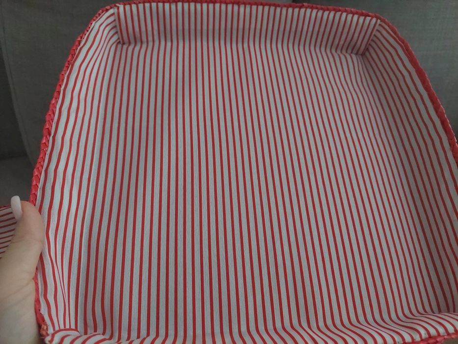 Conjunto de caixas vermelhas