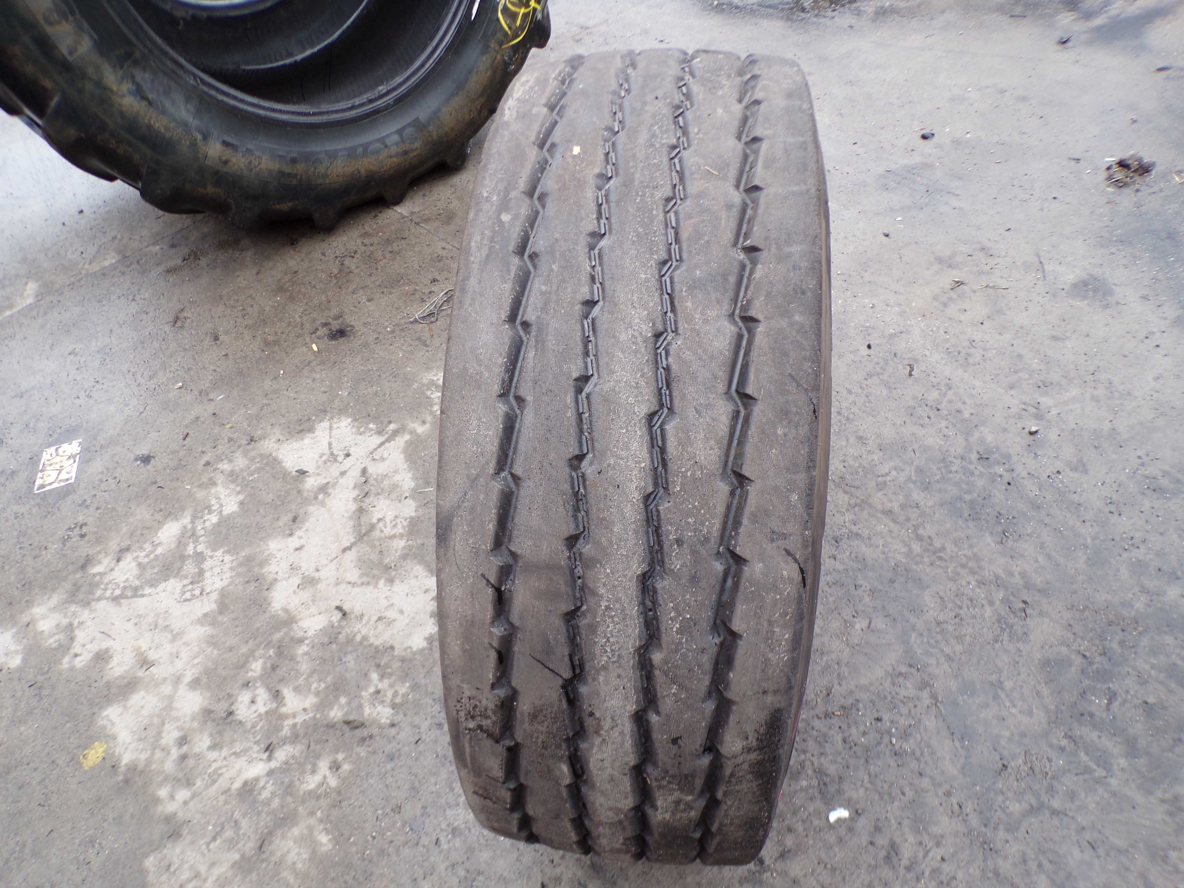 opona 385/65R22.5 Continental Conti Cross Trac HT3 (780 netto)