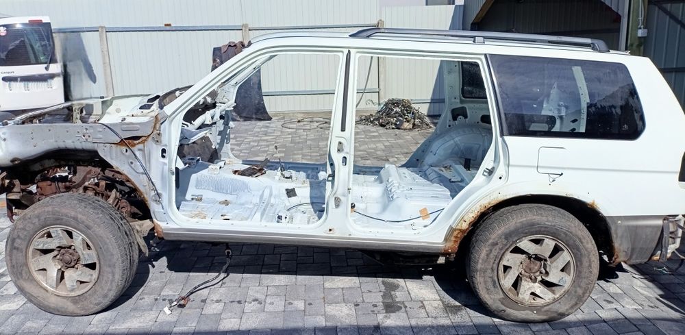 Кузов mitsubishi pajero sport 1 97-08