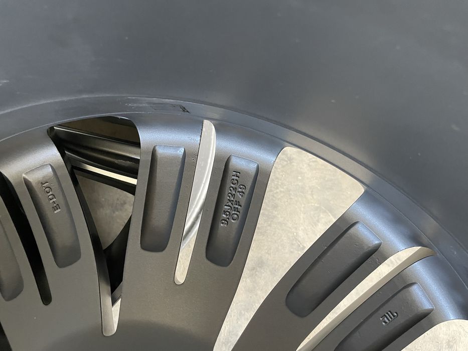 FELGI ALUMINIOWE Land Rover 9,5" x 22" x 5x120 x 72,6 x ET49