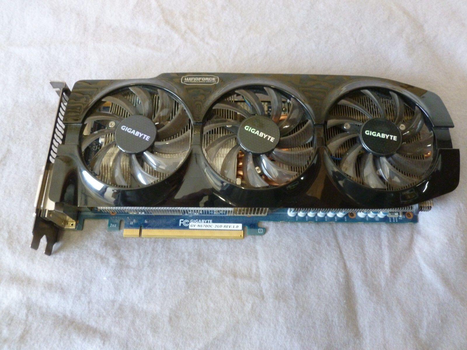 Gráfica gtx 670 2gb gigabyte
