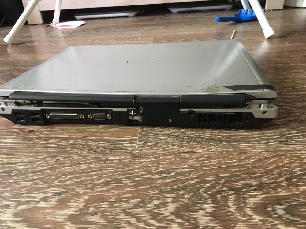 Laptop Asus Z92R - uszkodzony