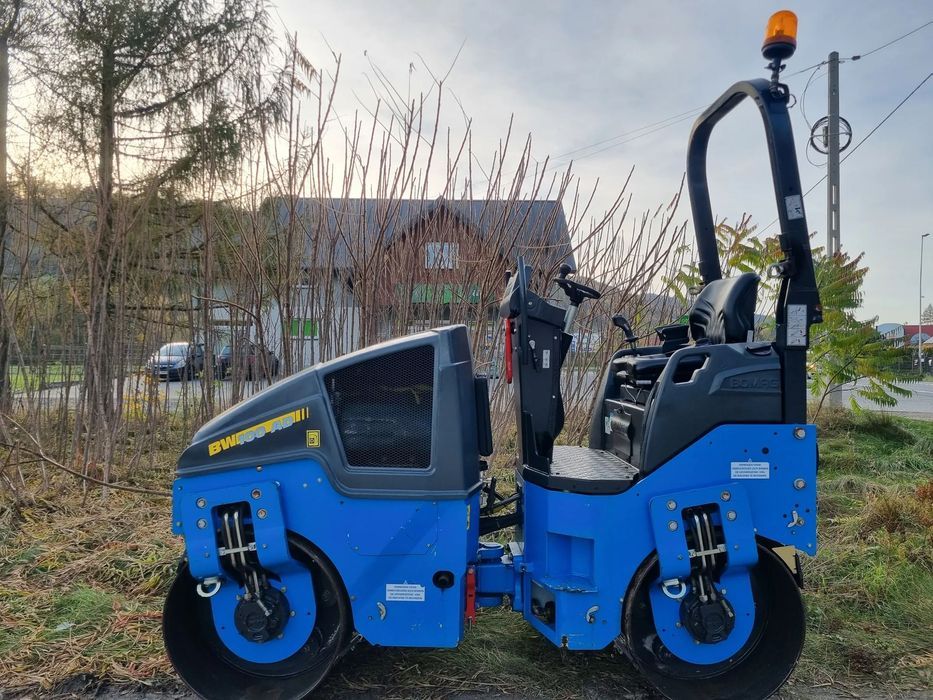 Bomag BW100 AD-5 Walec Drogowy 3,3 tony Silnik Kubota Jak Nowy 657 MTG z Urzędu Gminy z Norwegii! 2017rok Zero luzów i wycieków aktualne serwisy w DEKRA  Aktualne serwisy Dekra bmwt kolejny przegląd 700mtg lub 2026rok OKAZJA