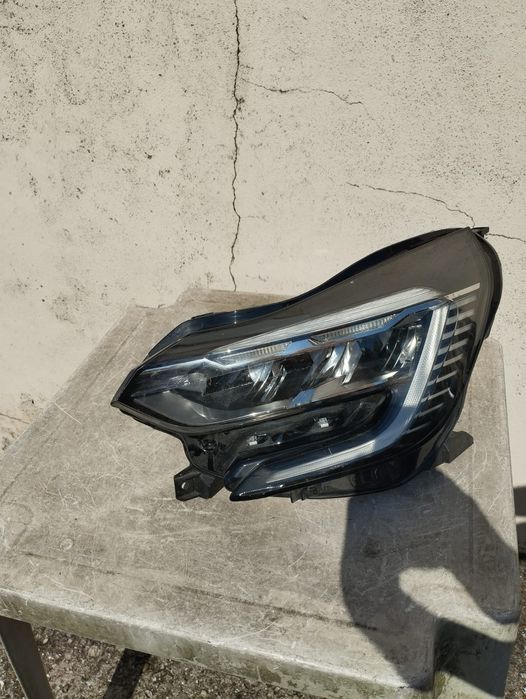 Ótica Esq Renault Captur led