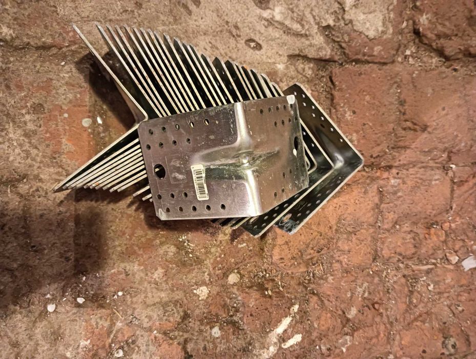 Katownik ciesielski kp2. Okazja