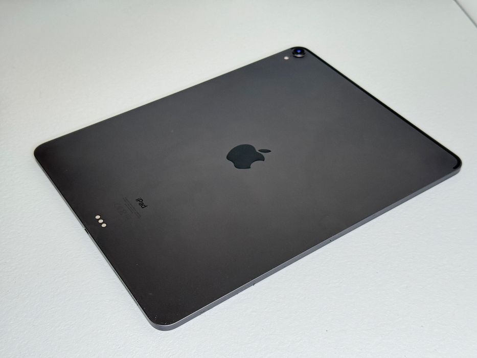 iPad Pro 12.9 3. gen. (A1876) - uszkodzony - faktura VAT 23%