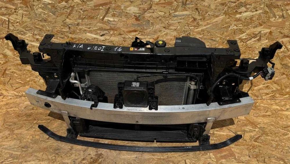 Панель передня KIA NIRO I