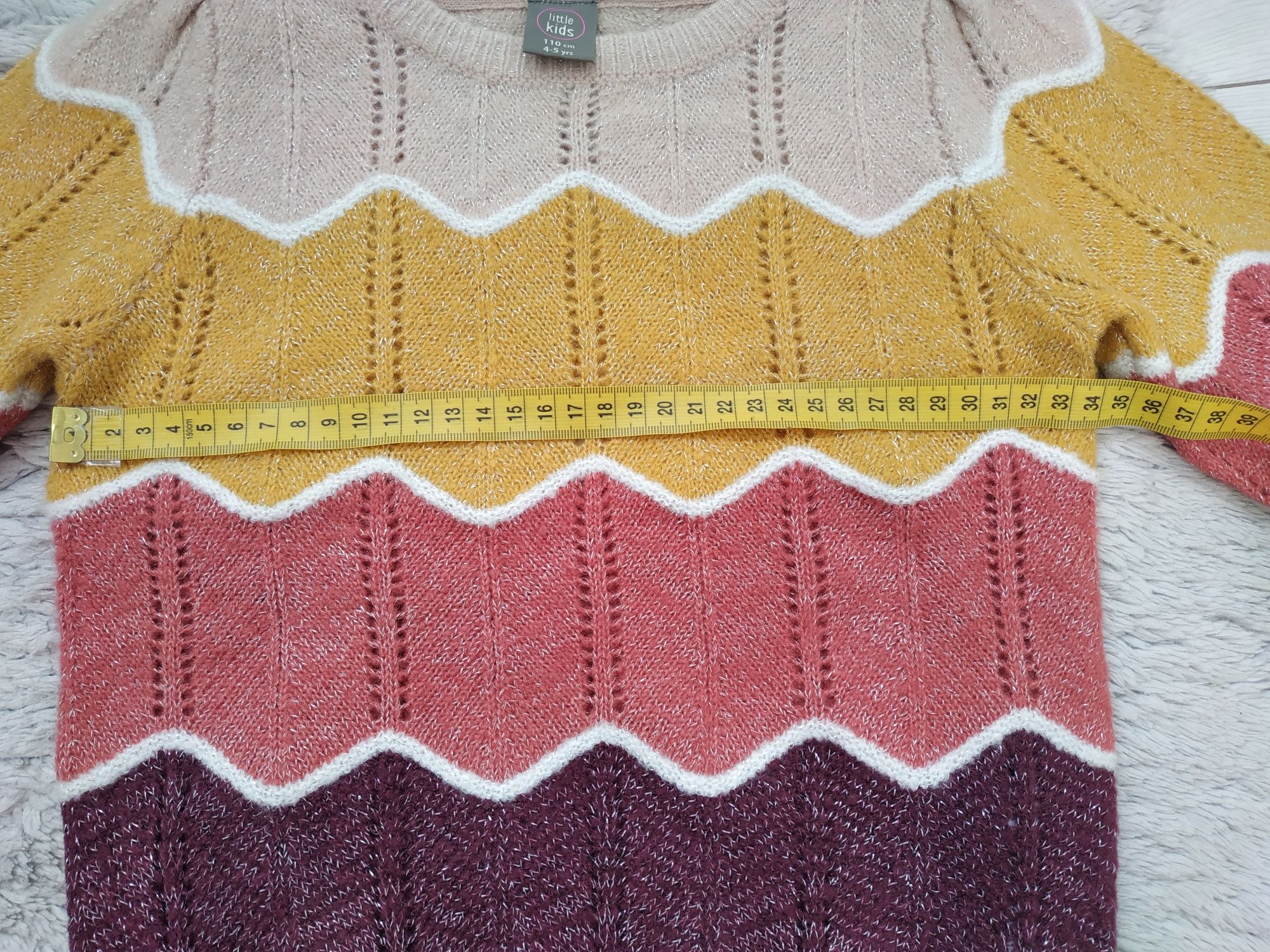 Nowy sweter/dziewczynka/ażurowy/srebrna nić/fale/little kids/r.104/110
