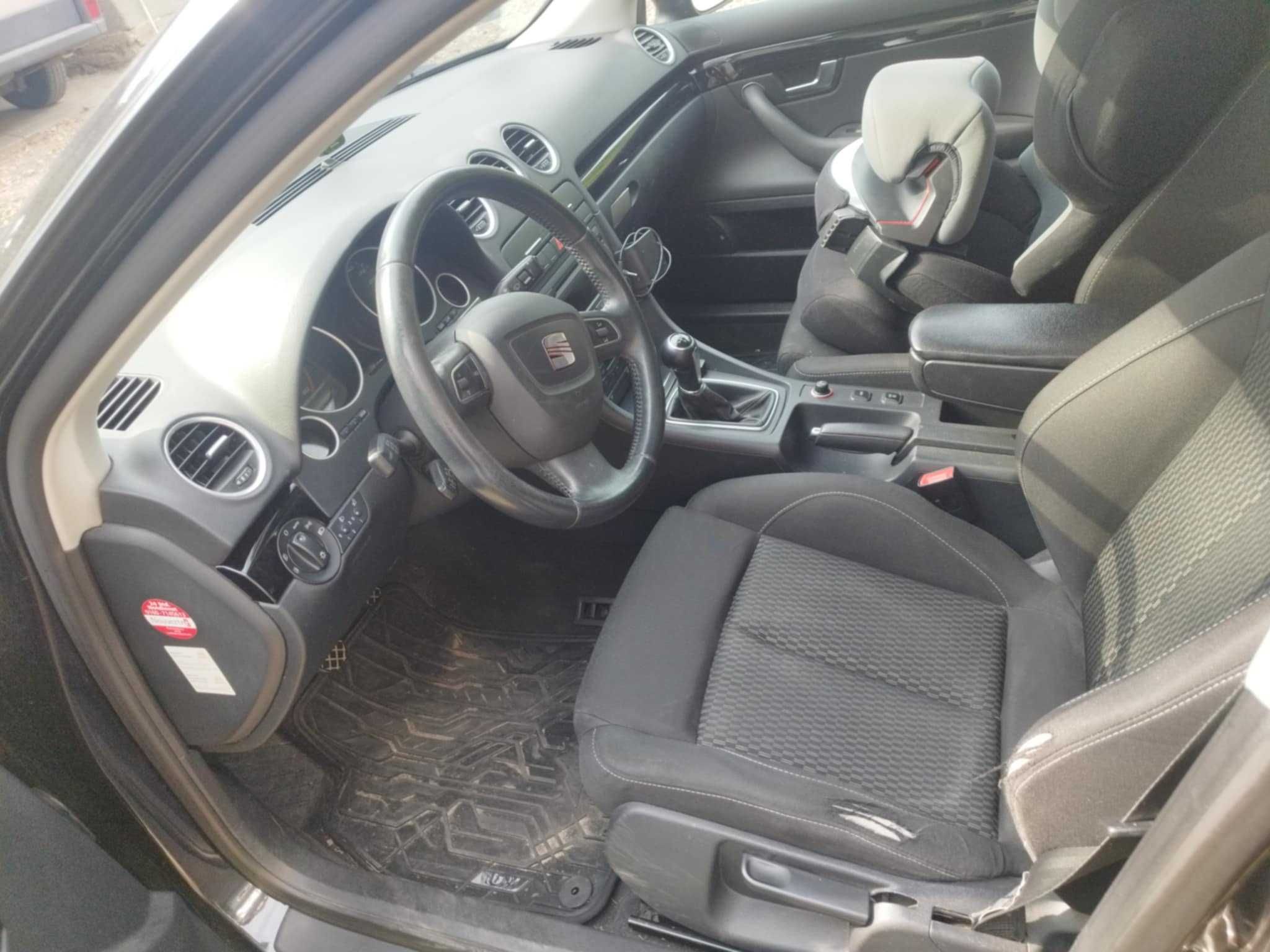 SEAT  EXEO 2,0 TDI CR 143, samochód osobowy, kombi, 2010