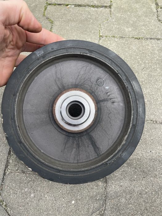 Шків колінвала бмв е90,е91,е60,е61,е87.е46,е83