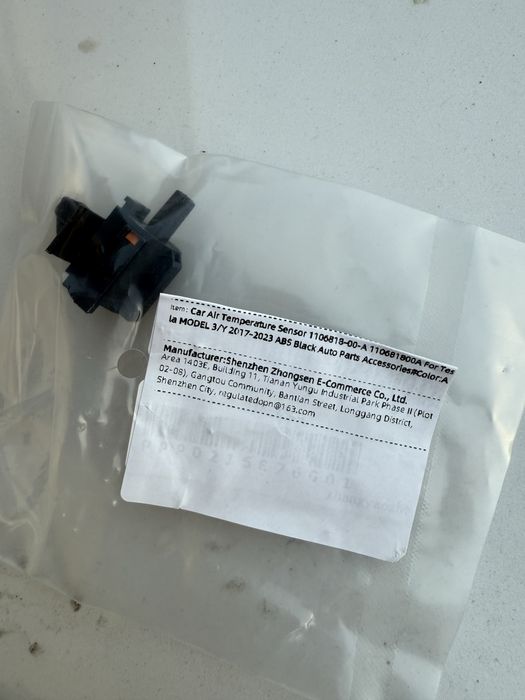1106818-00-A Тесла 3.Y датчик температуоы воздуха