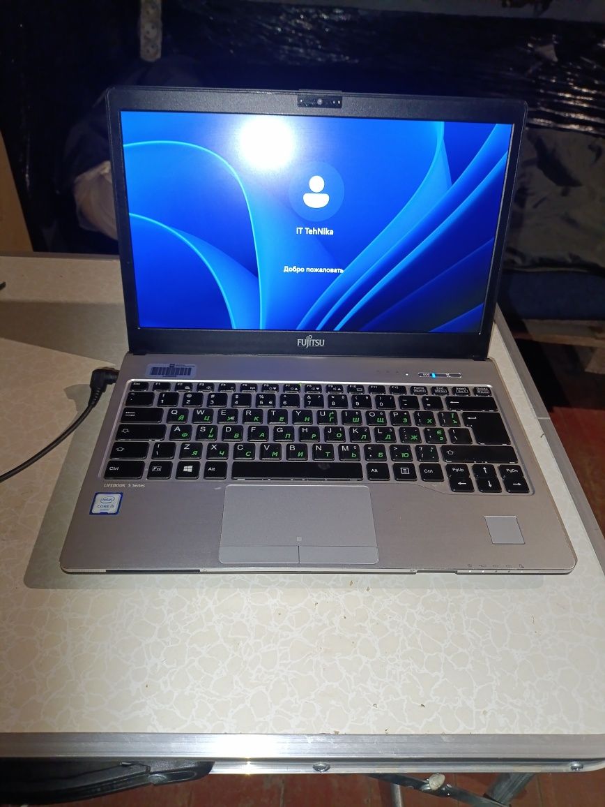 Fujitsu Lifebook S936  i5 6200u/8Гб DDR4/SSD 128 Gb/FHD IPS/новий АКБ