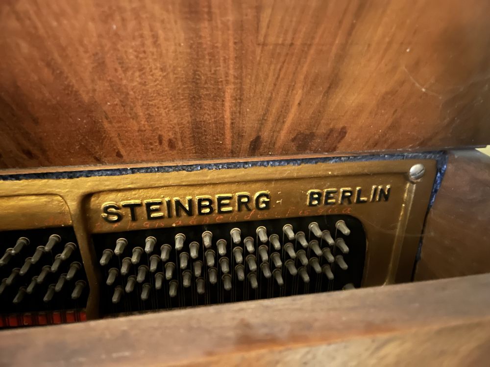 Pianino zabytkowe C. Noeske steinberg Berlin