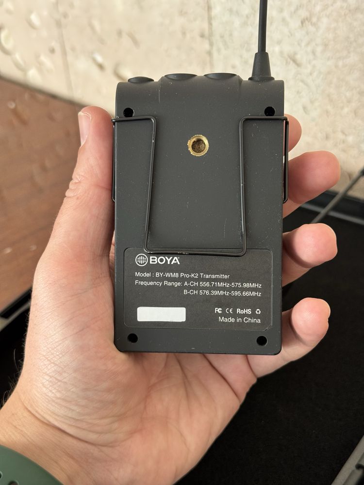 Продаю петличну радіосистему BOYA BY-WM8 Pro