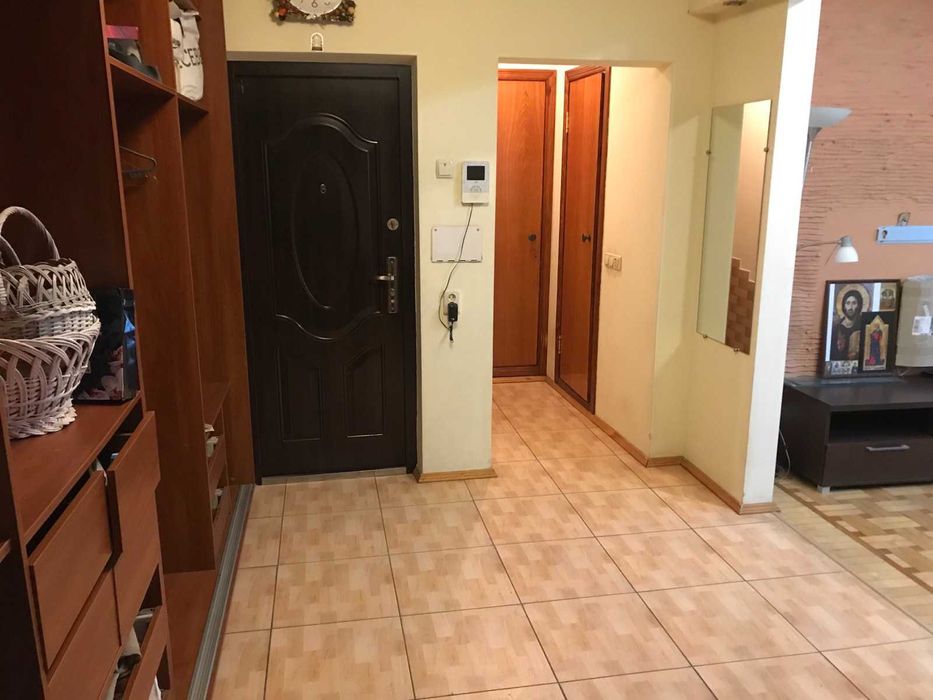 Сдам  3-ех.комнатную квартиру на Салтовке  ул. Единства(Краснодарская)