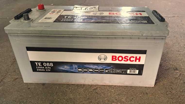Akumulator 240Ah 1200A TE EFB L+ 518x276x242 Bosch